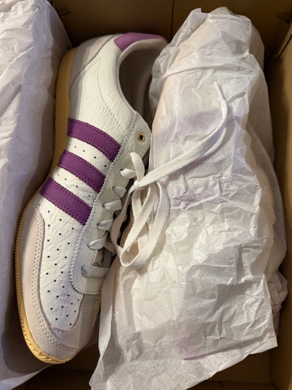 Adidas Japan Women’s size 12.5 - Picture 4 of 9